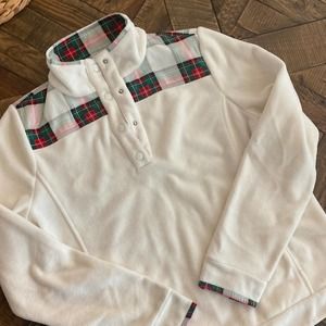 Crown and Ivy ladies white fleece plaid pullover.  Half button up. Size L